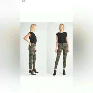 Hudson Barbara High Rise super skinny camo print jeans size 25